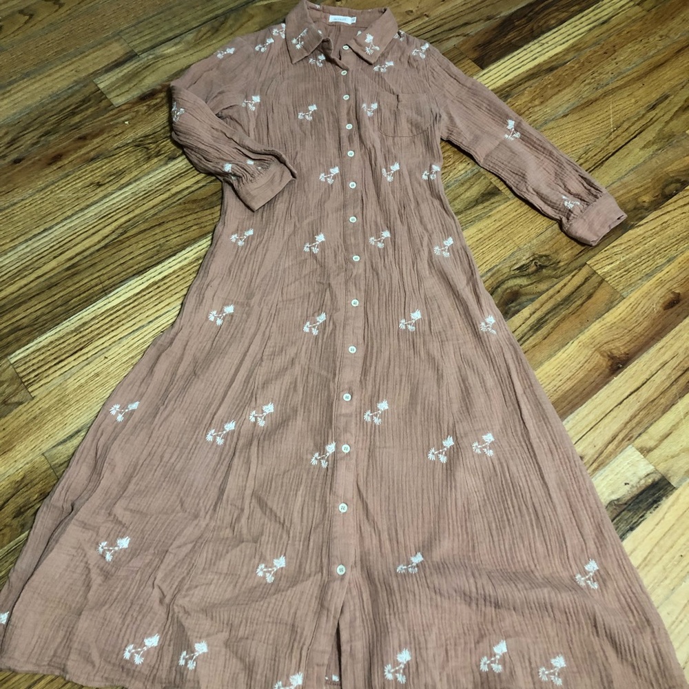 **SOLD** Stunning roolee dress